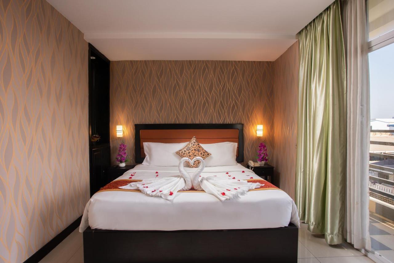 Rumduol Grand Hotel Phnompen Kültér fotó